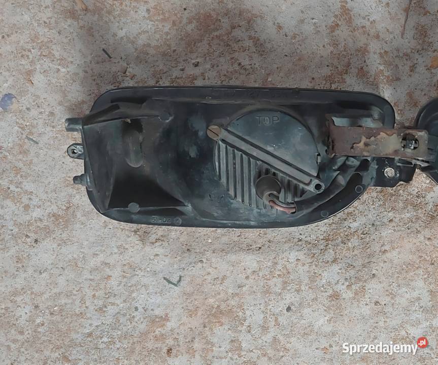 Subaru impreza 1999 1998 halogen prawy Byków sprzedam