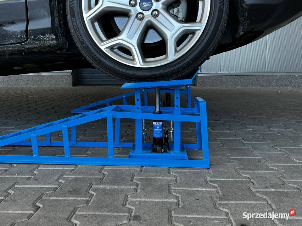 Rampy najazdy z podnośnikiem hydraulicznym małopolskie Bochnia