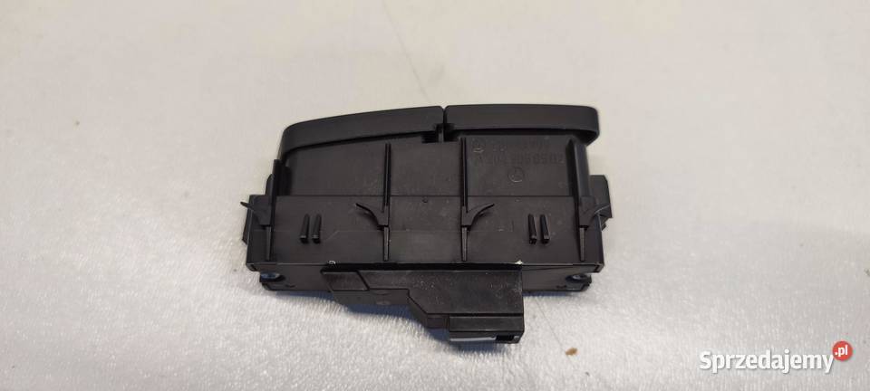 MERCEDES X117 CLA PRZYCISK BLOKADY DRZWI