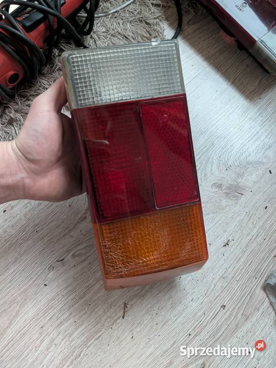 Lampy tylnie wąskie golf mk1 Rumia sprzedam
