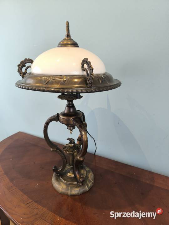 Piękna unikalna mosiężna lampa ze zdobionym łódzkie Łódź