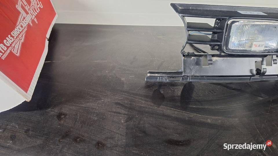 Grill przedni Votex z halogenami VW Golf MK3 Części samochodowe wielkopolskie Strykowo