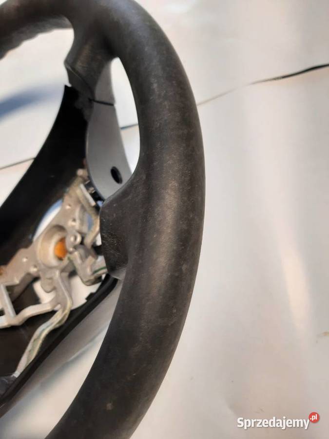 Avensis Verso Kierownica stan 3 Kierownice Ksawerów