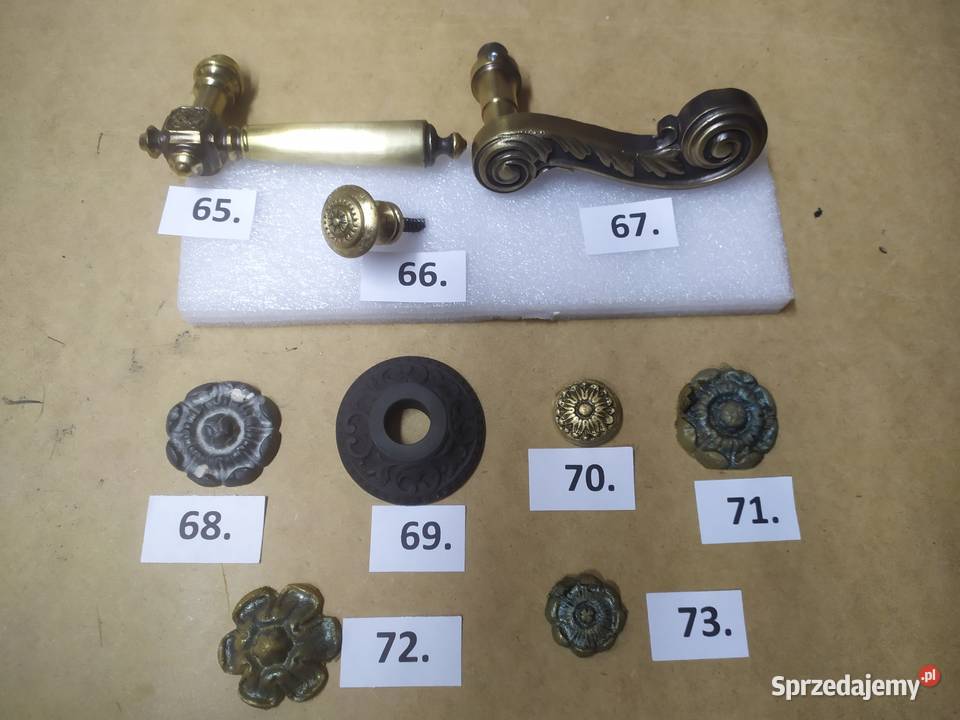 KlamkiSzyldyGłowice i Rozety ozdobnezabytkowe Paterek