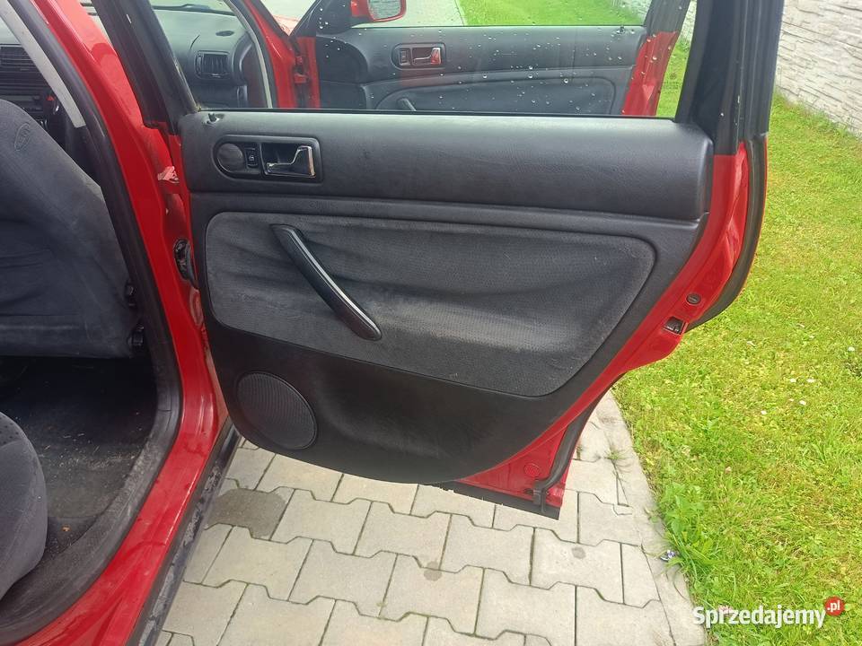 Boczki Tapicerki Passat B5 p8