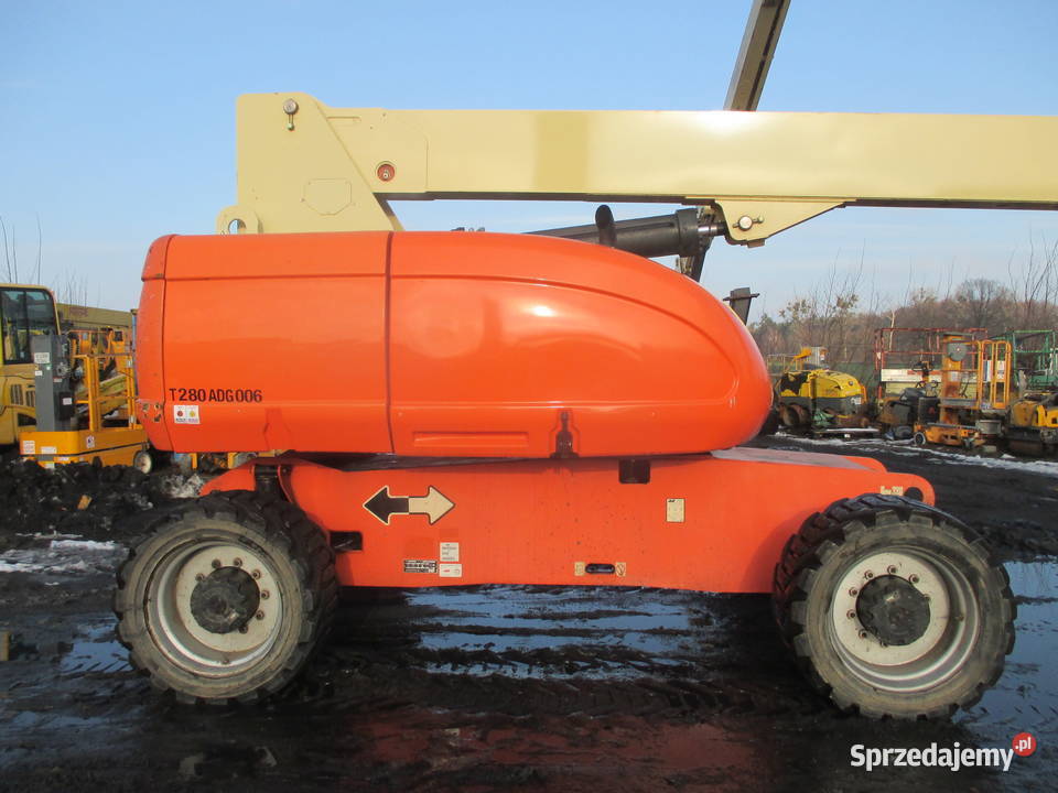 Podnośnik koszowy teleskopowy 28 m JLG 860SJ 4x4 Pleszew