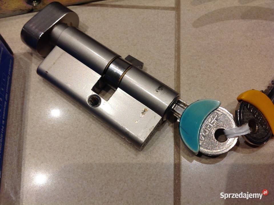 Komplet Klamek z Szyldem do Drzwi z Zamkiem lubuskie