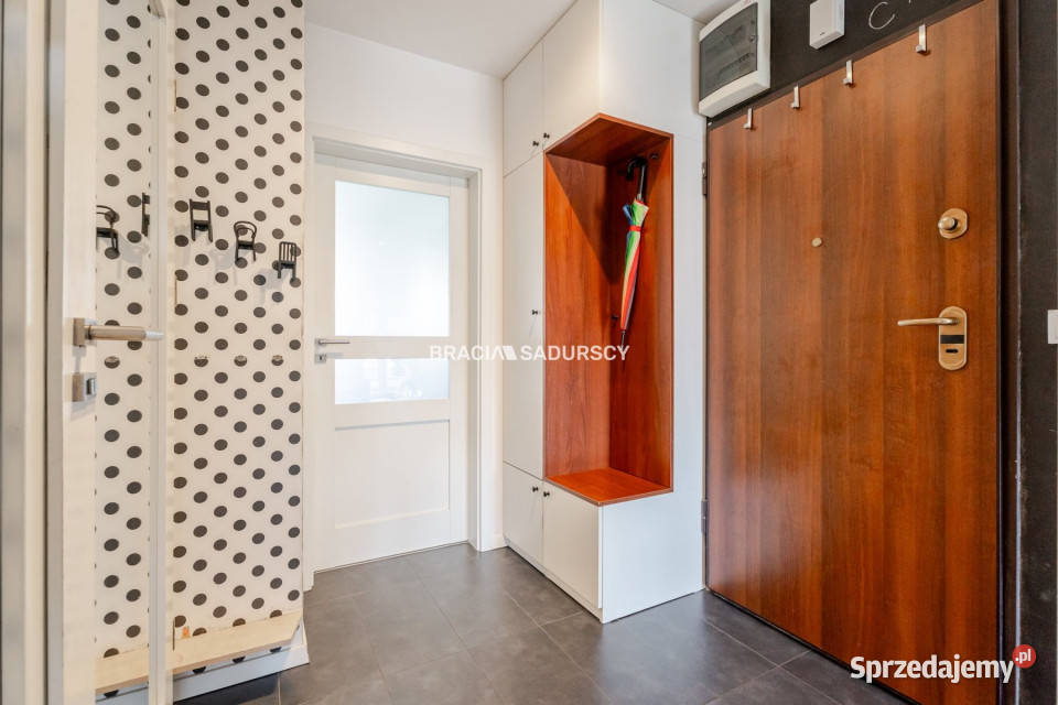 sprzedaży mieszkania Kraków Macieja Dębskiego blok sprzedam