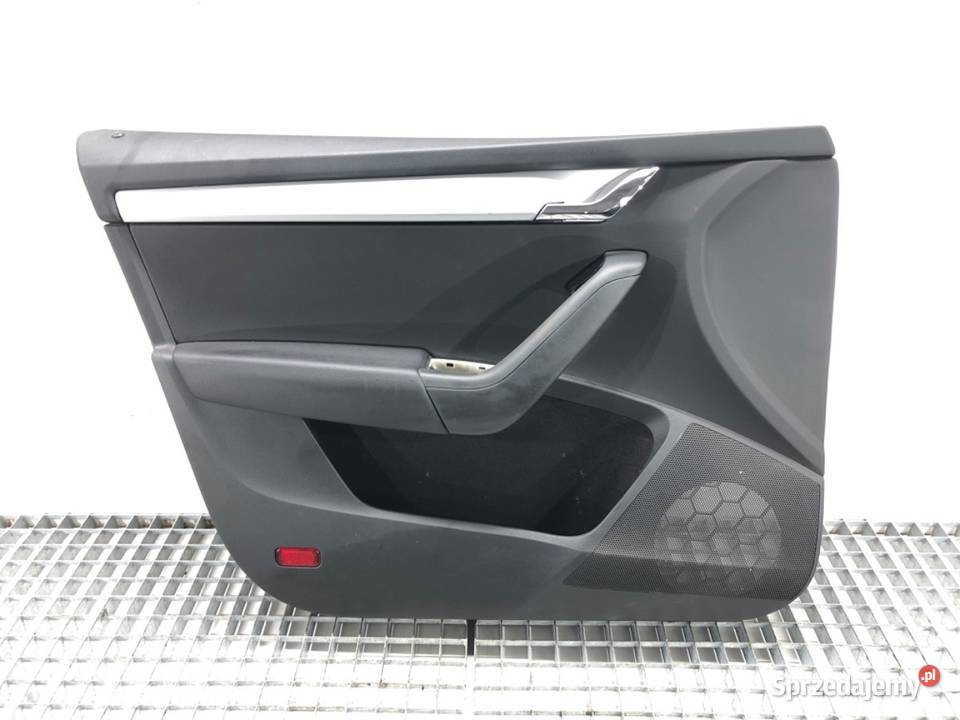 BOCZEK DRZWI LEWY PRZÓD SKODA OCTAVIA III Kombi Tapicerki samochodowe podkarpackie