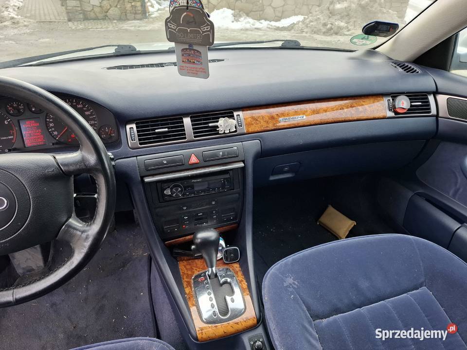 Audi a6 24 Quattro z gazem 4 x4 automat 184 Rok produkcji 1998 A6 Strzegom sprzedam