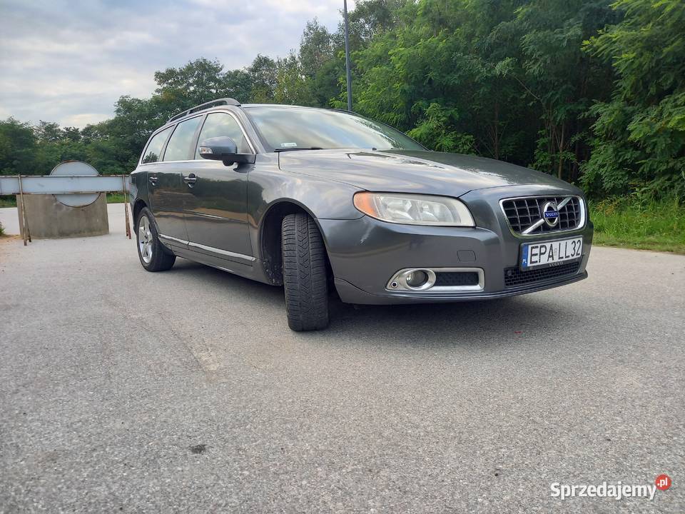 Volvo V70 III 20 136 202 hak długie opłaty 202000km Ksawerów