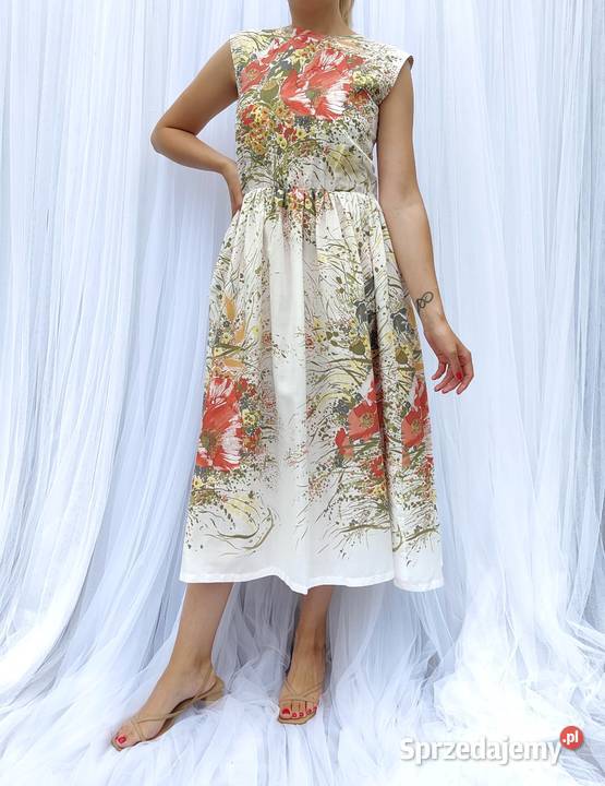 Sukienka retro z kwiatami prosta S 36 M 38 Rozkloszowana  Spódnice i sukienki Szczecin sprzedam