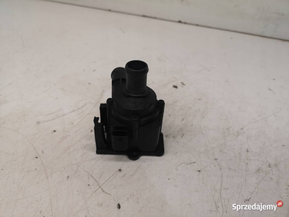 DODATKOWA POMPA WODY AUDI VW 06H121601M osobowe
