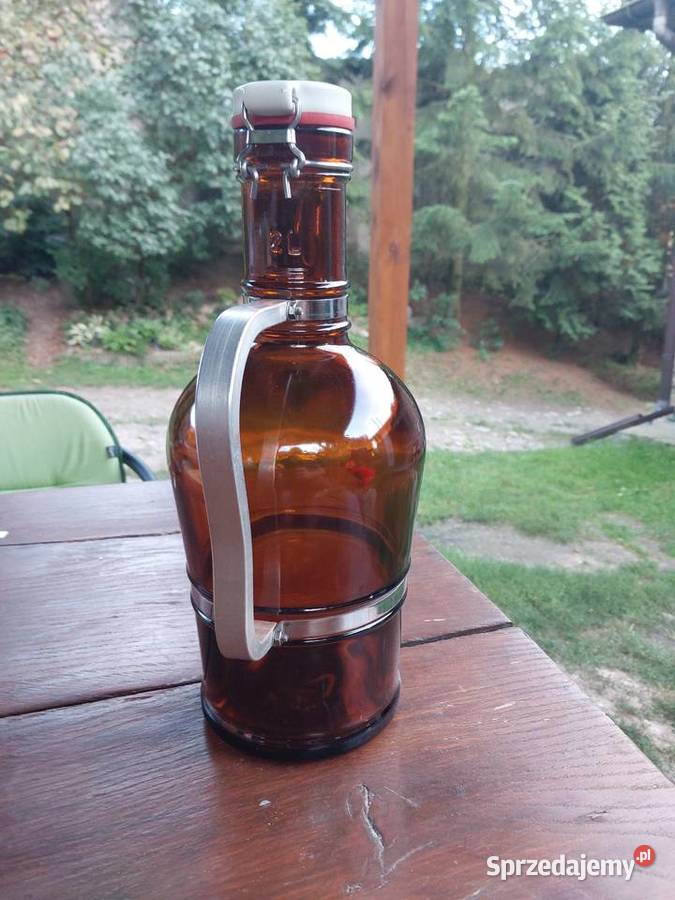 Stara butelka na piwo wino Wąwolnica