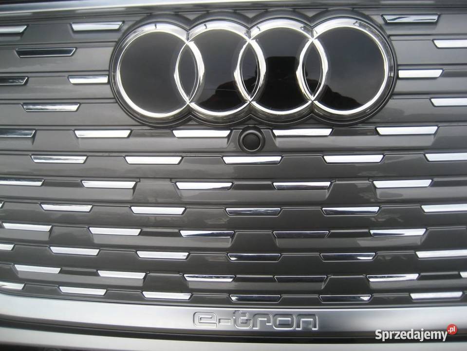 audi Q4 e tron s line 2124r zderzak przedni Rakoniewice