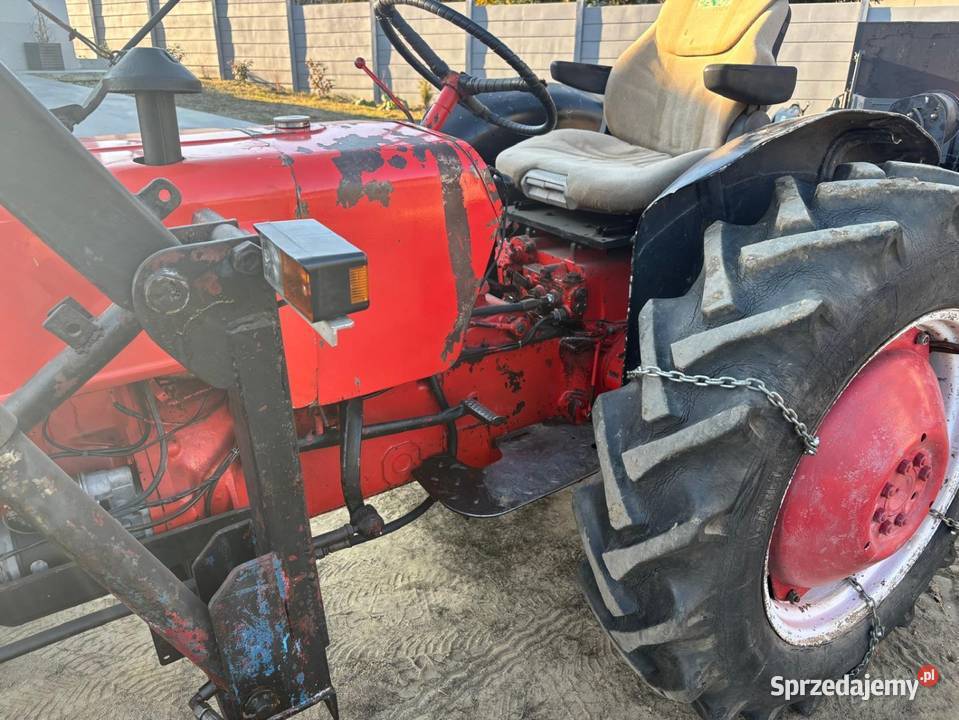 Ciągnik international B275 kujawsko-pomorskie Koronowo