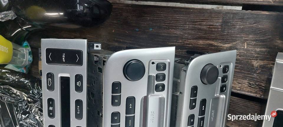 Radio CD wyświetlacz pilot panel klimy dekory osobowe sprzedam