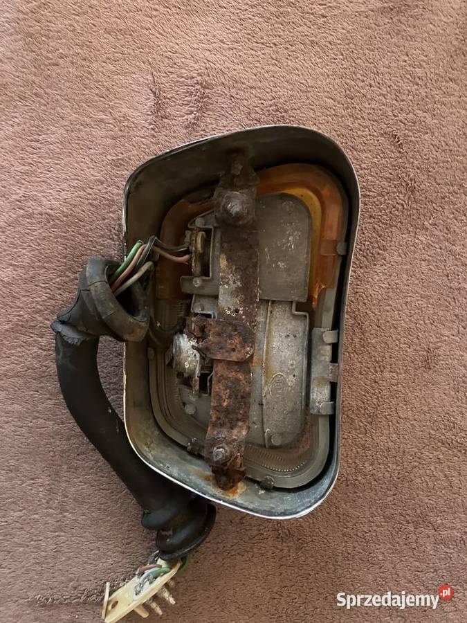 Mercedes W110 wszystko Lampa kierunkowskaz Łódź sprzedam
