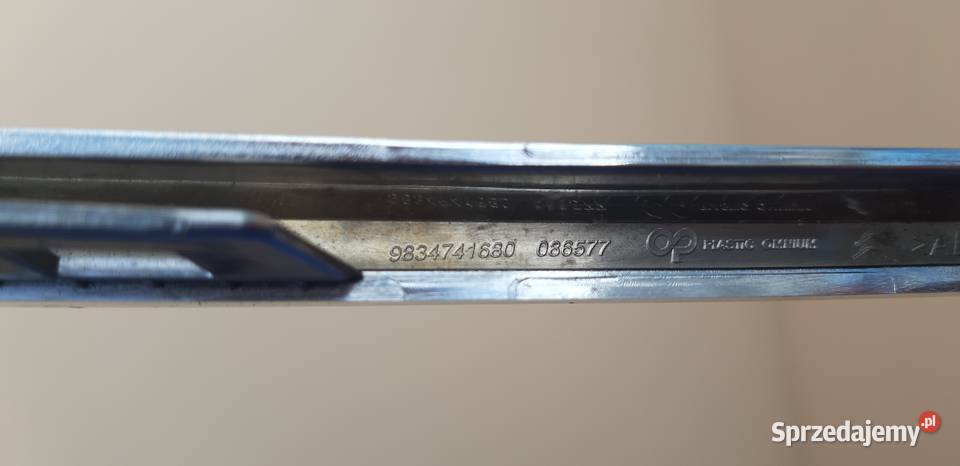 CITROEN C4 III LISTWA CHROM ZDERZAKA PRZÓD Bieleń