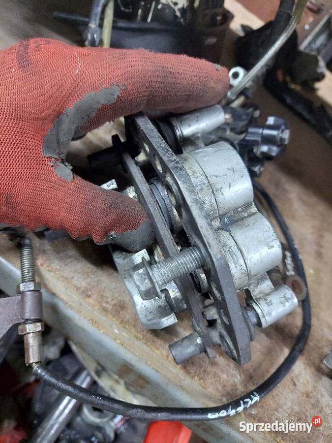 Suzuki DR 800s big zacisk hamulec przód przedni Jelenia Góra
