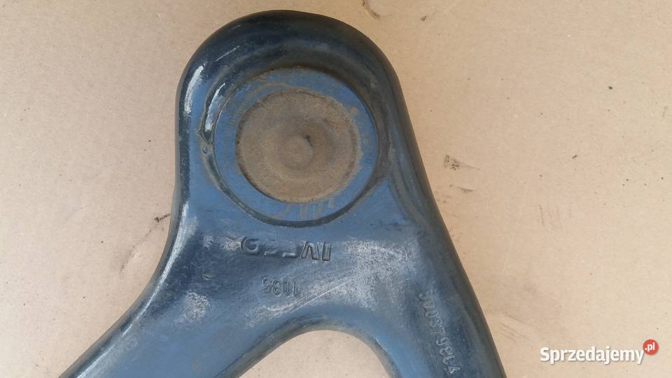 Wahacz dolny i górny lewa strona IVECO DAILY Chomentówek