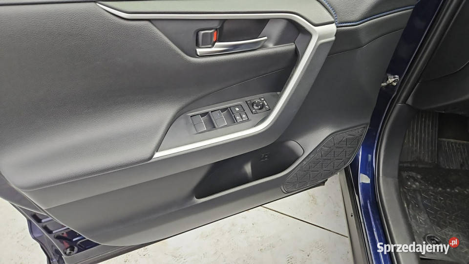 Toyota RAV4 25 Hybrid Selection 4x2 Z Polskiego RAV4 Warszawa