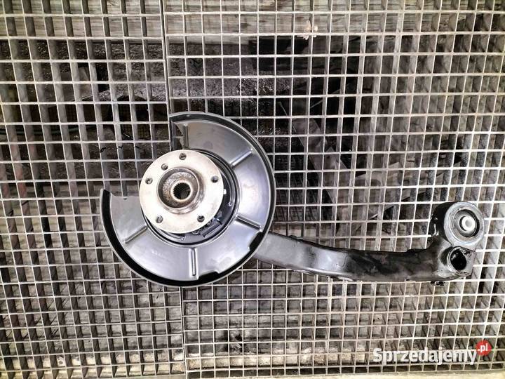 Zwrotnica prawy tylna BMW E46 COUPE CABRIO Poręba sprzedam