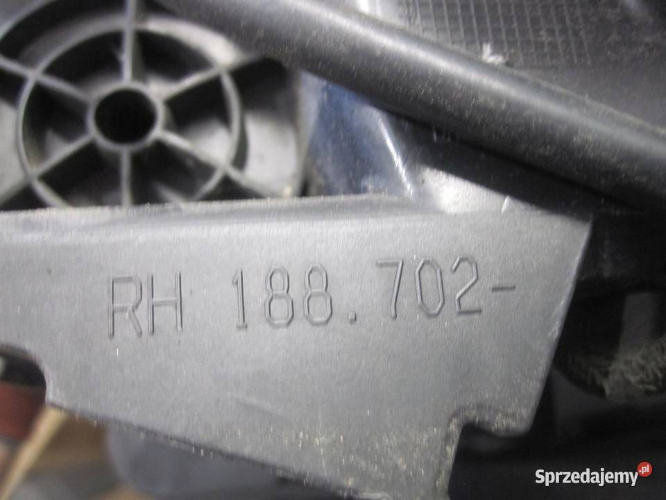 OPEL VIVARO B TRAFIC III 15r lampa prawa przód sprzedam