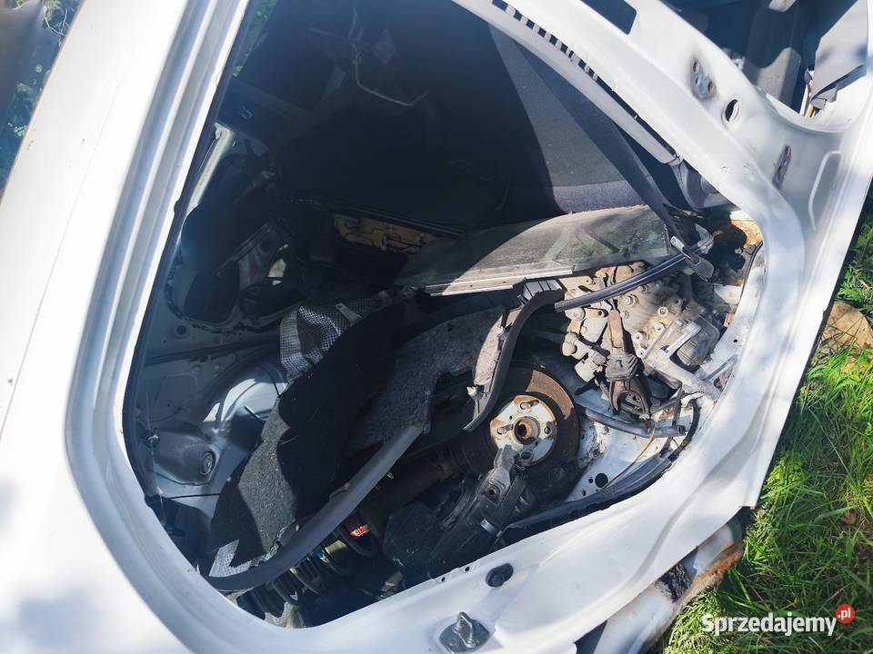 Toyota Yaris 2 chłodnica intercooler 14 d4d Kraśnik sprzedam