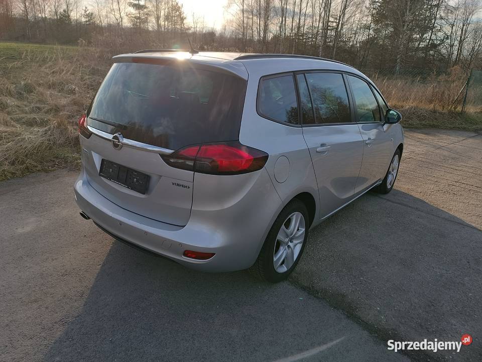 OPEL ZAFIRA 16 automat 7 osobowy Rok produkcji 2013 Zafira Częstochowa