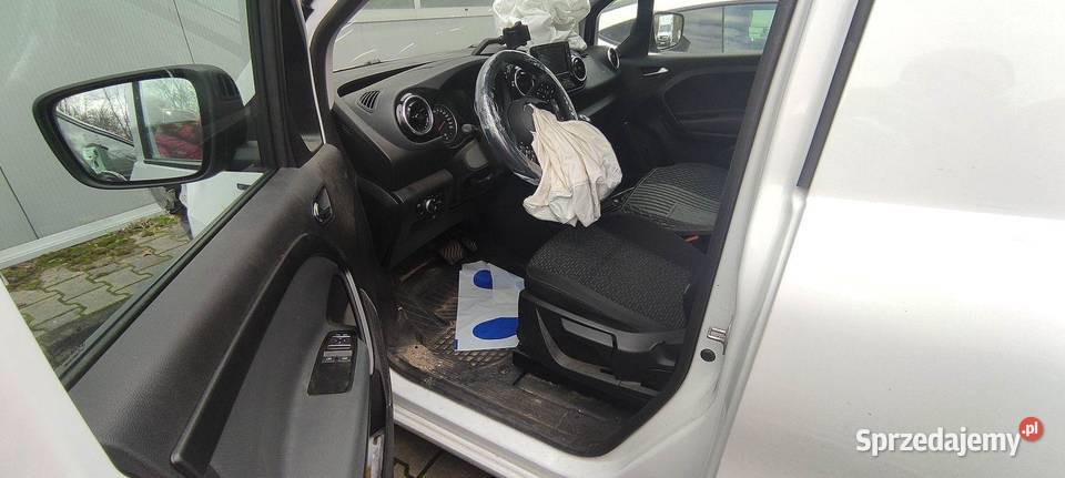 MERCEDESBENZ ECITAN 2024 EE 122 mazowieckie Warszawa sprzedam