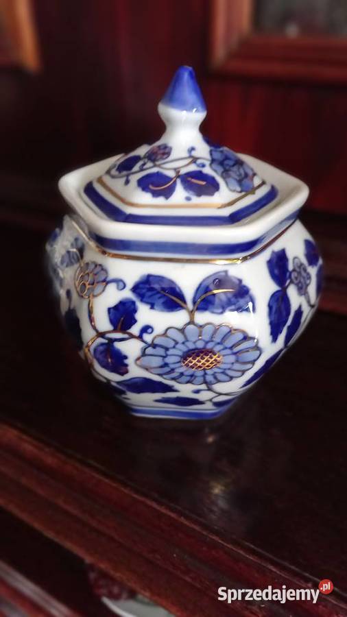 Cukiernica Łomonosowkobalt i złoto Warszawa