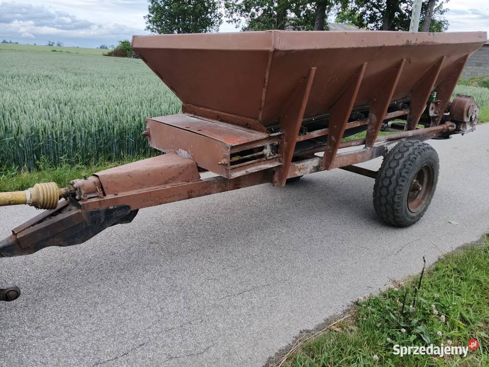 Rozsiewacz wapna Piast RCW 3