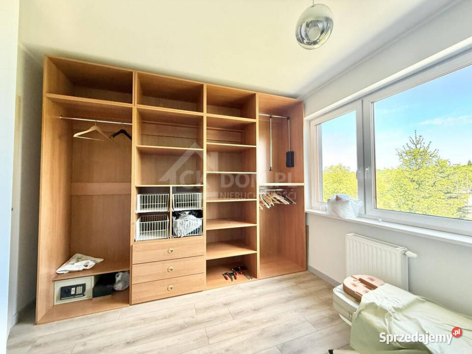 Segment Gustawa Morcinka do wejścia parter Kielce