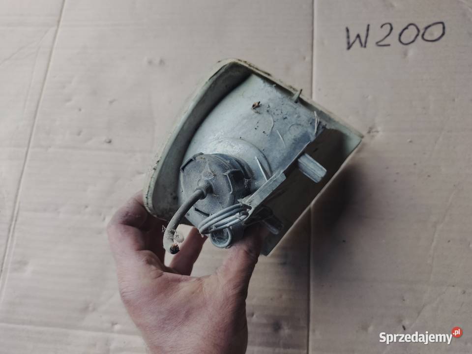 KIERUNKOWSKAZ PRAWY FORD SIERRA kierunkowskazy