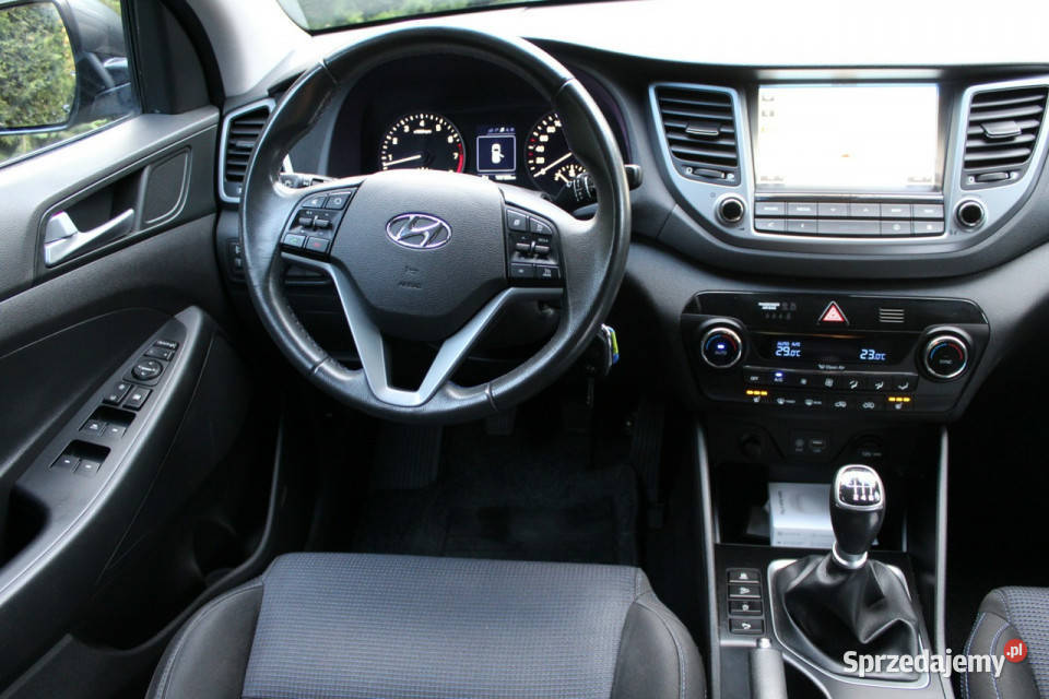 Hyundai Tucson Benzyna GDI Nawigacja Led grafitowy Tucson Lubań sprzedam