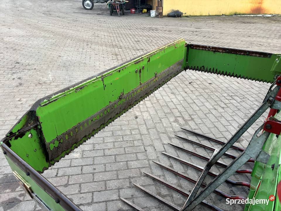 Strautmann HQ 2012 wycinak do pryzm wybierak