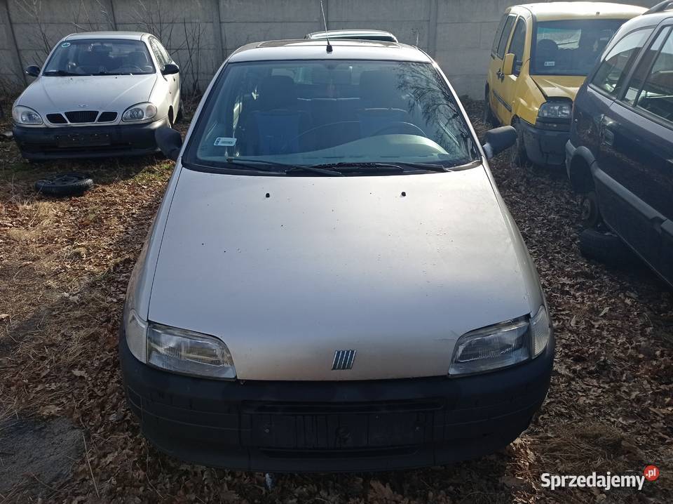 Fiat Punto 11 40 kW 1997 r dawca części Samochody na części Szklarka Myślniewska