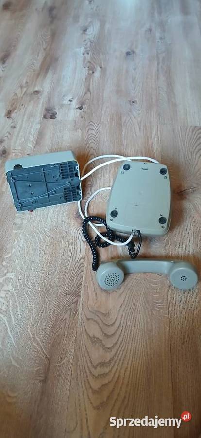 Stary telefon stacjonarny z PRL u Telefony przewodowe małopolskie