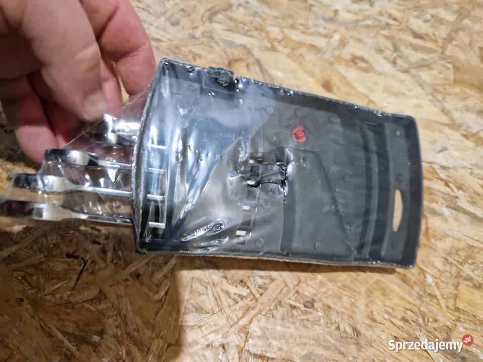 KLUCZE PŁASKO OCZKOWE Z GRZECHOTKĄ ŁAMANE 817mm Głogowa