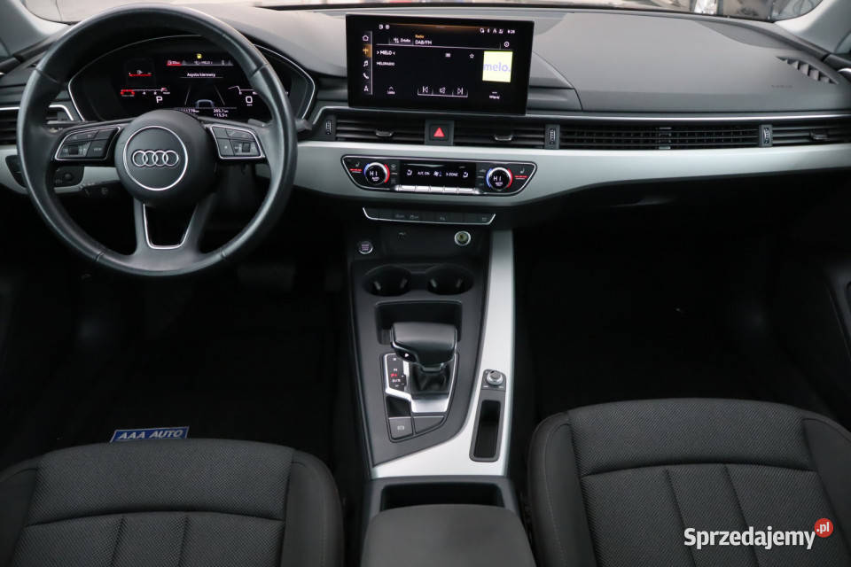 Audi A4 35 TFSI światła LED A4