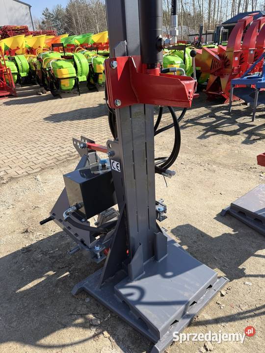 Łuparka pionowa 20 ton nacisku napęd WOM