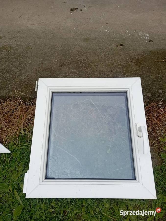 Okno małe dwuszybowe białe z demontarzu podkarpackie Grodzisko sprzedam