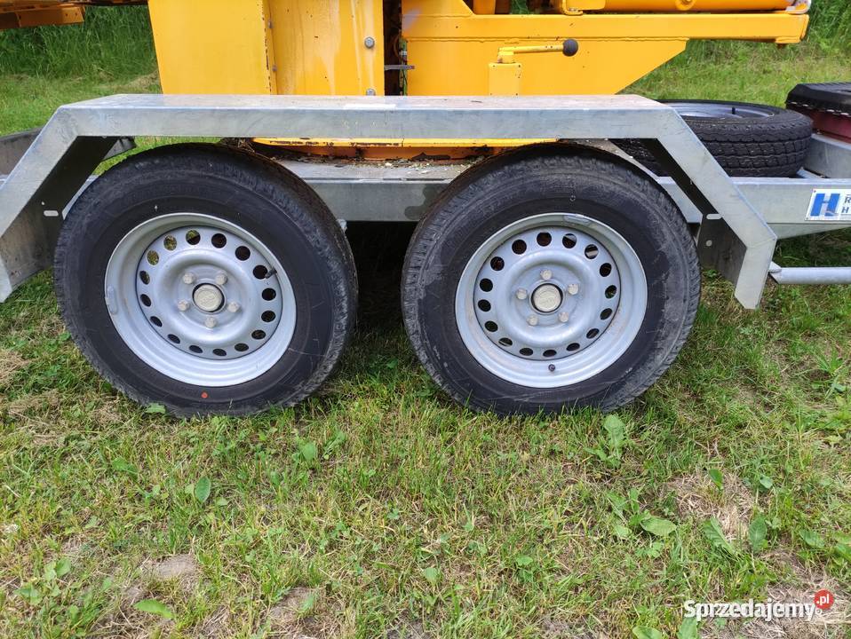 mobilny rębak rozdrabniacz Noremat BM180 2009r
