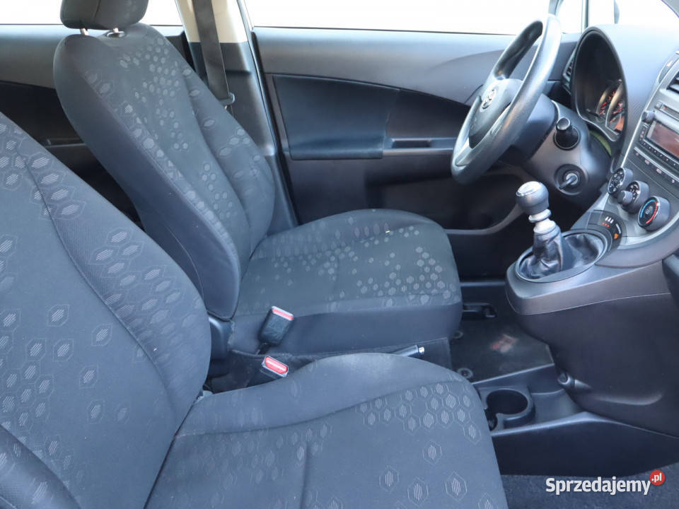 Toyota VersoS 133 VVTi elektryczne szyby