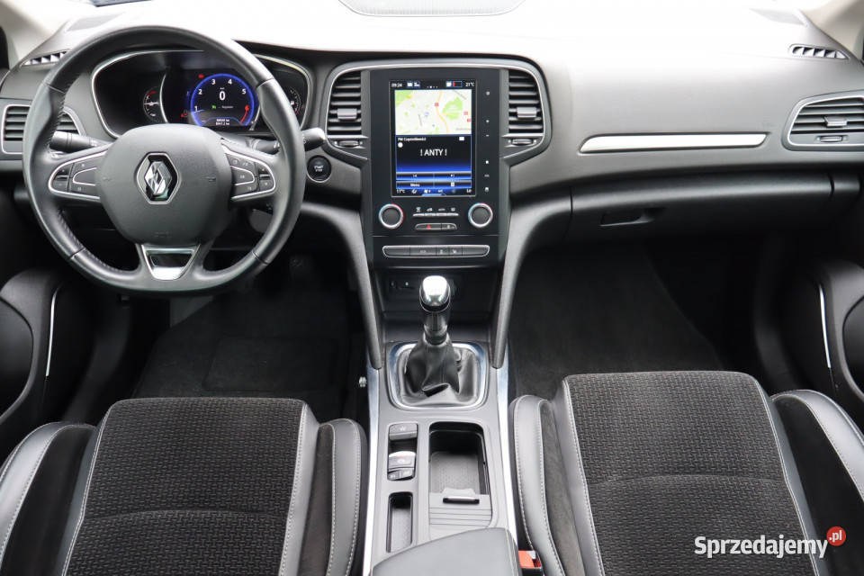 Renault Megane 12 TCe 4/5