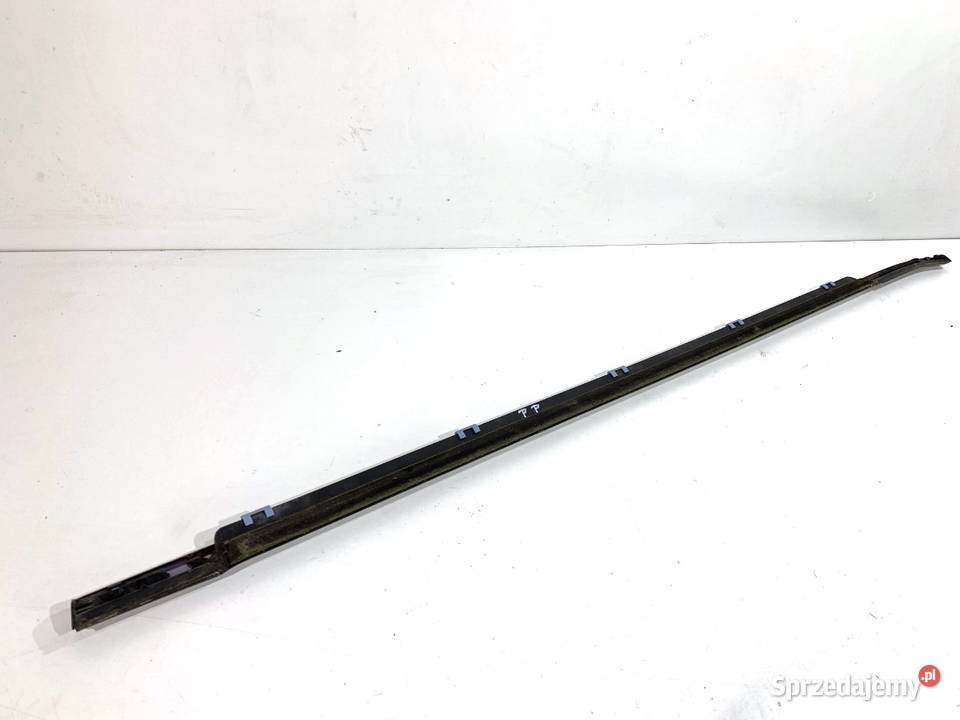 LISTWA ZGARNIAJĄCA PRZÓD PRAWY KIA SPORTAGE IV