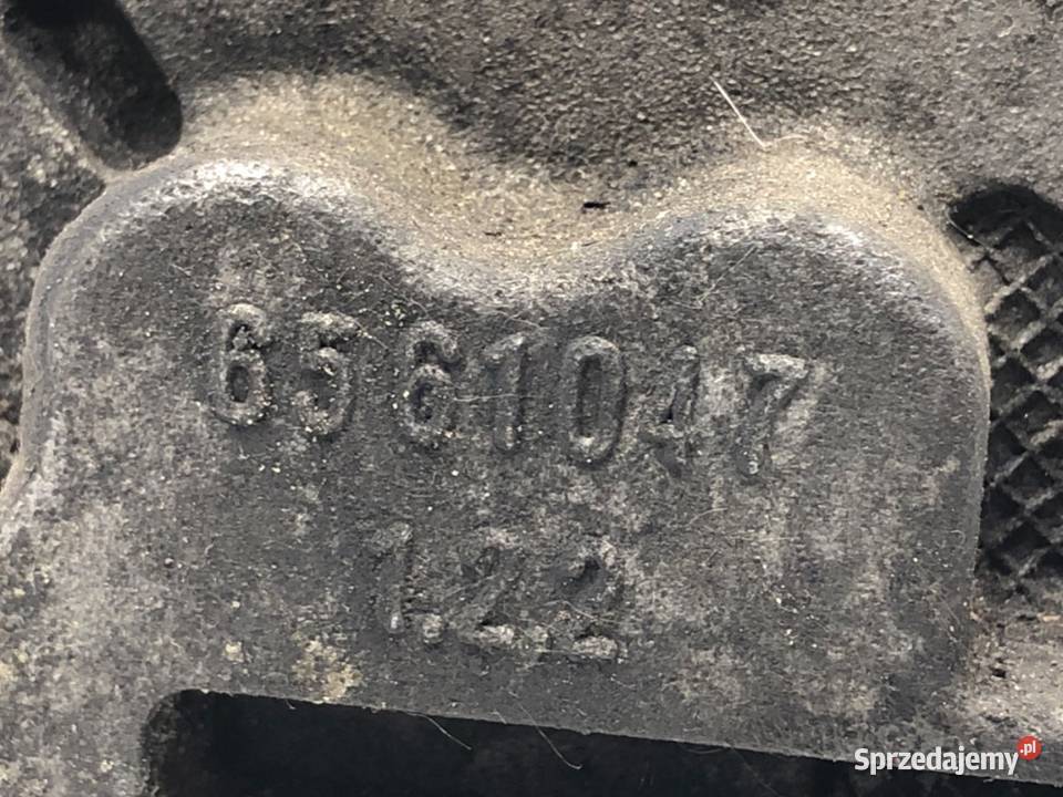 SPRĘŻARKA KLIMATYZACJI OPEL ASTRA H 13124751 17 osobowe sprzedam