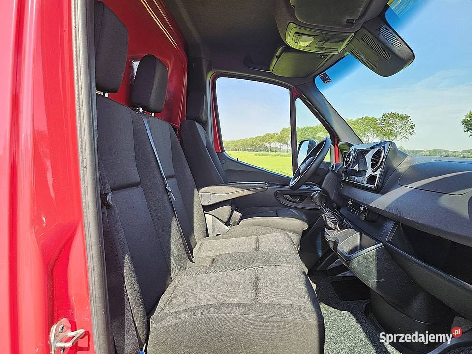 MercedesBenz SPRINTER 515 kontener winda Samochody dostawcze