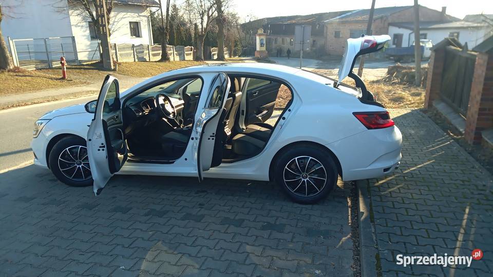 Megane IV 16 PBLPG światła przeciwmgielne Wieluń
